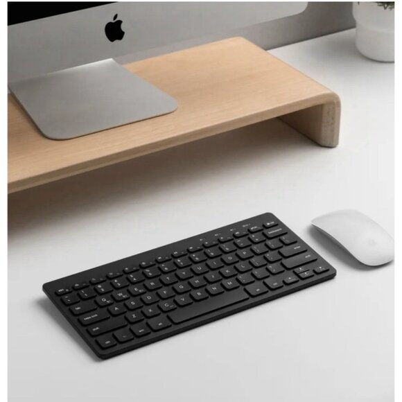 Surf ONN Compact Wireless Bluetooth Keyboard for Smartphone & Tablets, New - Picture 11 of 12